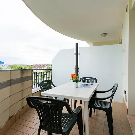 Olmi Lido Altanea Καόρλε